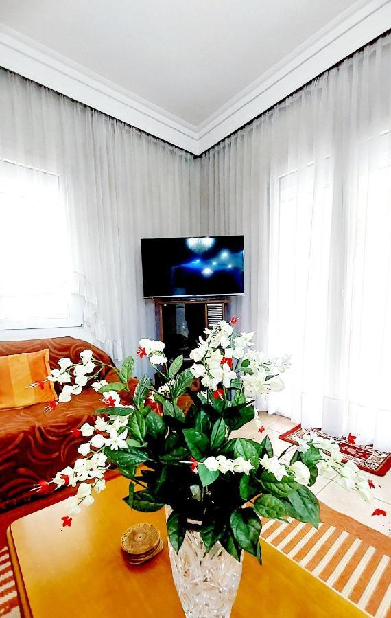 "Home Sweet Home" 3 Bedrooms Big House 110M Free Indoor Parking! Thessaloniki Buitenkant foto